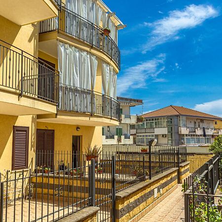 Villetta Desiderio Apartment Giardini Naxos Exterior foto