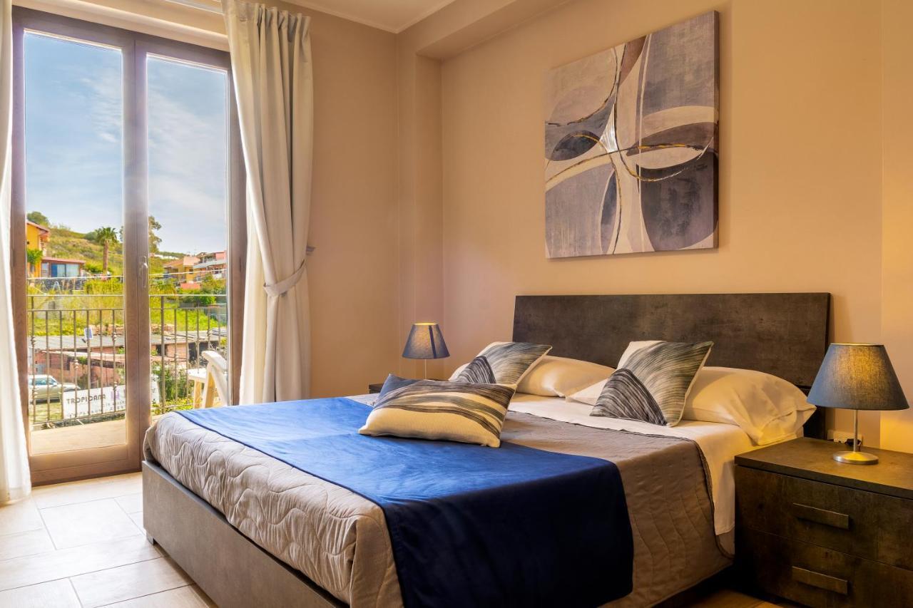 Villetta Desiderio Apartment Giardini Naxos Exterior foto