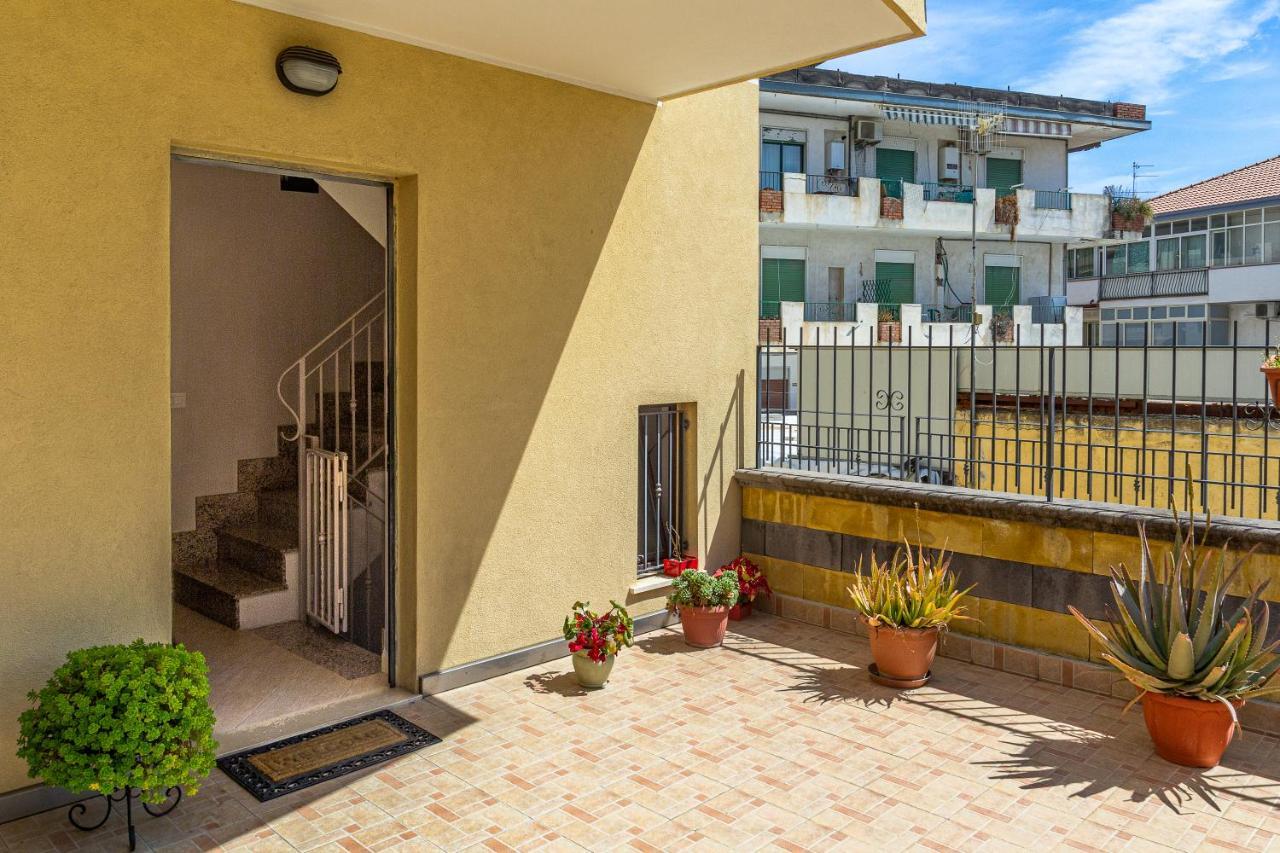 Villetta Desiderio Apartment Giardini Naxos Exterior foto